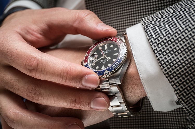 Rolex Oyster GMT-Master II – Chuẩn mực của sự tinh tế và sang trọng